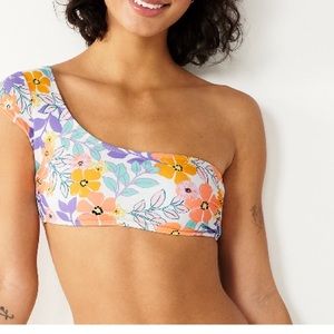 Ninety Nine cap sleeve one shoulder bikini top.  Junior size XXL.  NWT